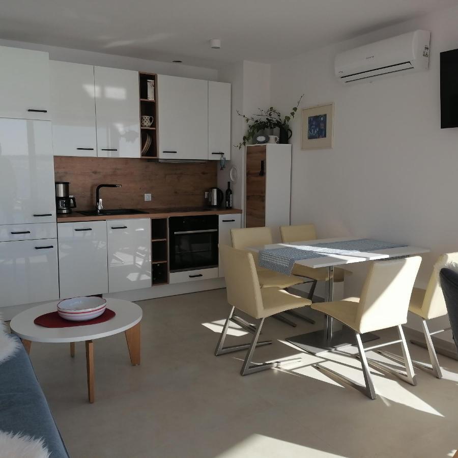 Bella Mare Apartment Mandre Ngoại thất bức ảnh